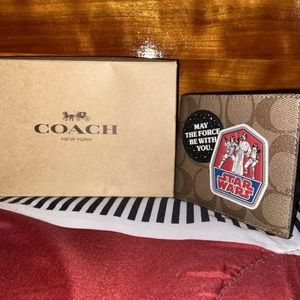 Star Wars X Coach F88118 Wallet In Sign.  W/ Patch